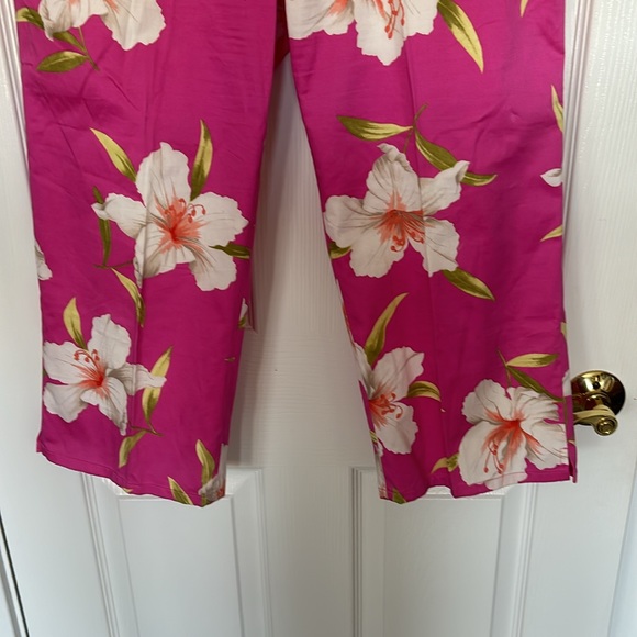 3 for $10 Lauren Ralph Lauren Tropical Style Ladies Capris size 12 - Picture 5 of 12